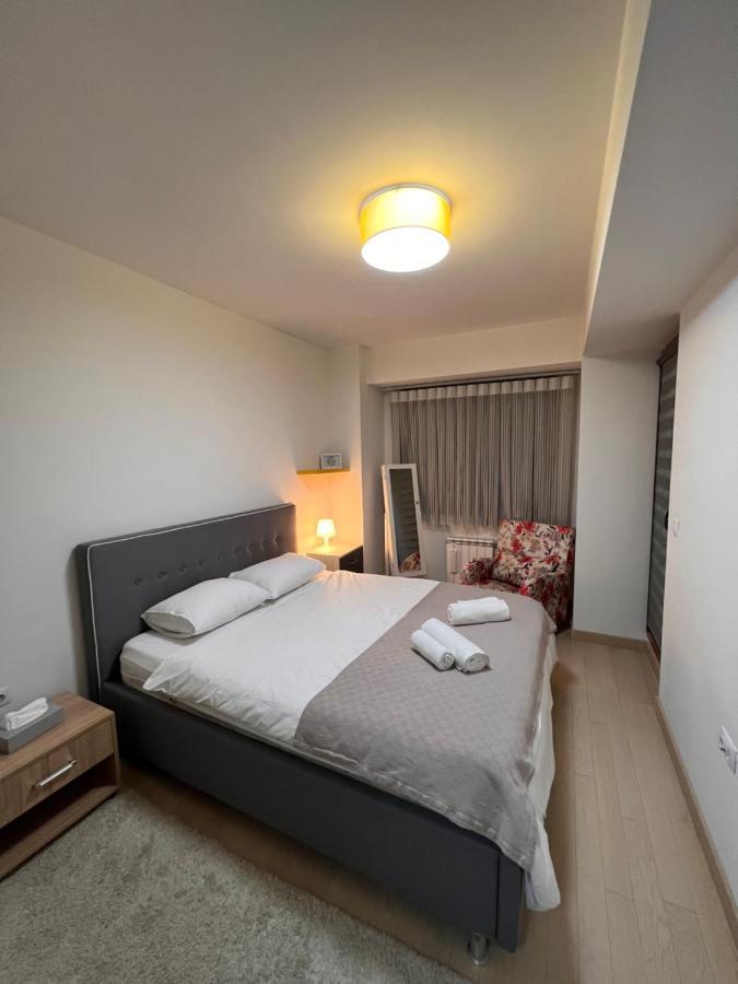 Modern Flatiron Apartment, Skopje Center Exterior foto